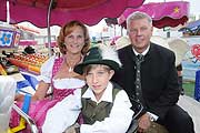 Karin Seehofer und Dieter Reiter begrüssten 100 Kinder zum Wiesnbummel (©Foto: Ingrid Grossmann)